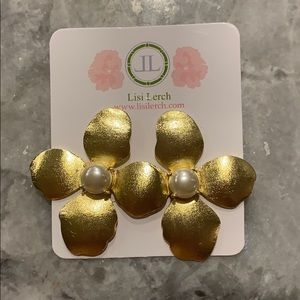 NWT Lisi Lerch Maggie earrings